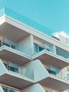 Energie aus eigener Kraft: Was Balkonkraftwerke mit Freiheit zu tun haben